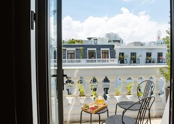 Deja Vu House Hạ Long