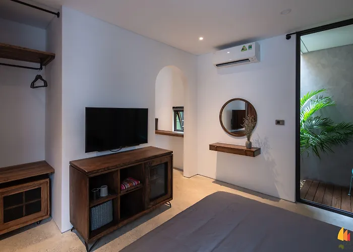 Deja Vu House 3* Ha Long