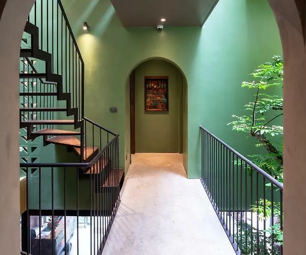 Hotel Deja Vu House Hạ Long